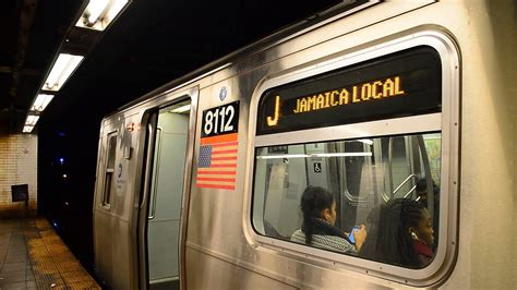 is the j train running to jamaica center today